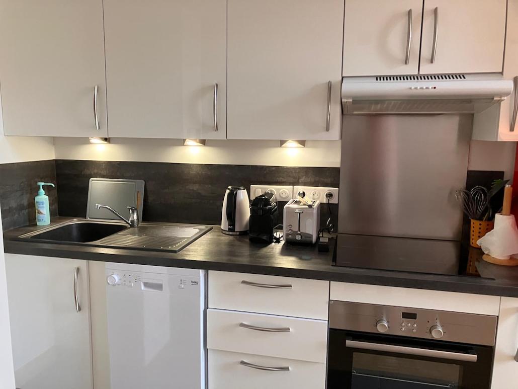 Апартаменты Loft Au Vieux Port Ла-Рошель Экстерьер фото